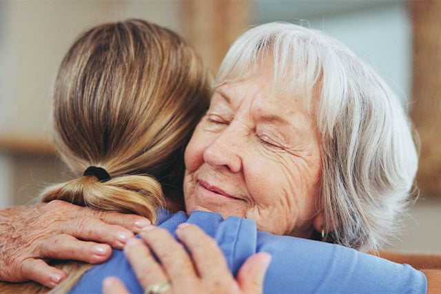 TGG_Blog_CompassionateTouch_640x427_4.10.25-1
